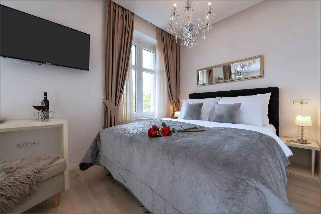 Via Porto Rooms Split 4*,  Croatia