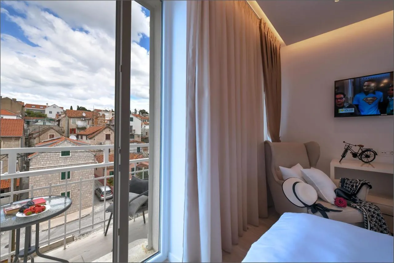 ゲストハウス Via Porto Rooms スプリト